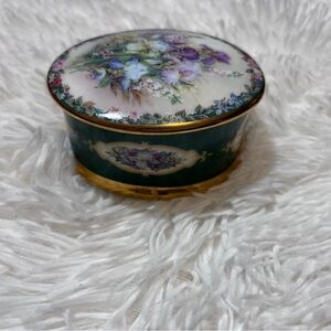 “cherished” By Lena Liu Floral Cameos Music Box